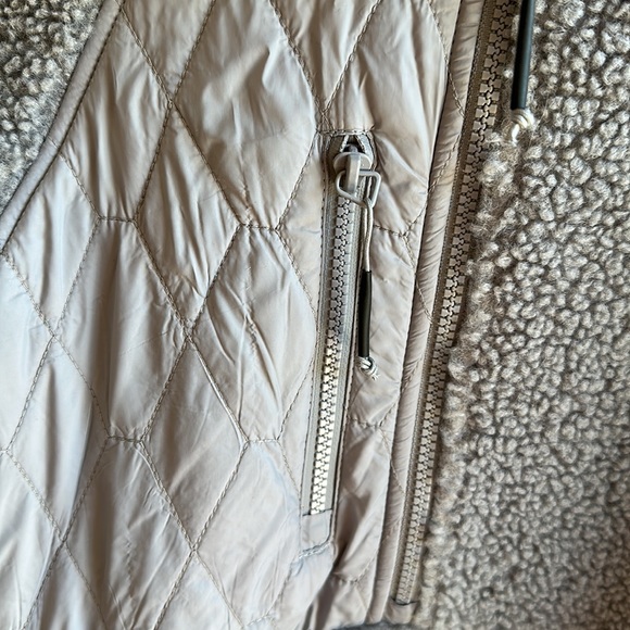 JoyLab Women’s 3/4 zip Sherpa Pullover - Picture 2 of 8